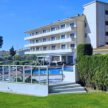 Apartamentos La Masia Лестартит Екстериор снимка