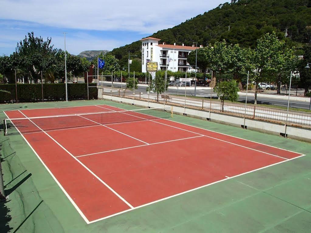 Apartamentos La Masia Лестартит Екстериор снимка