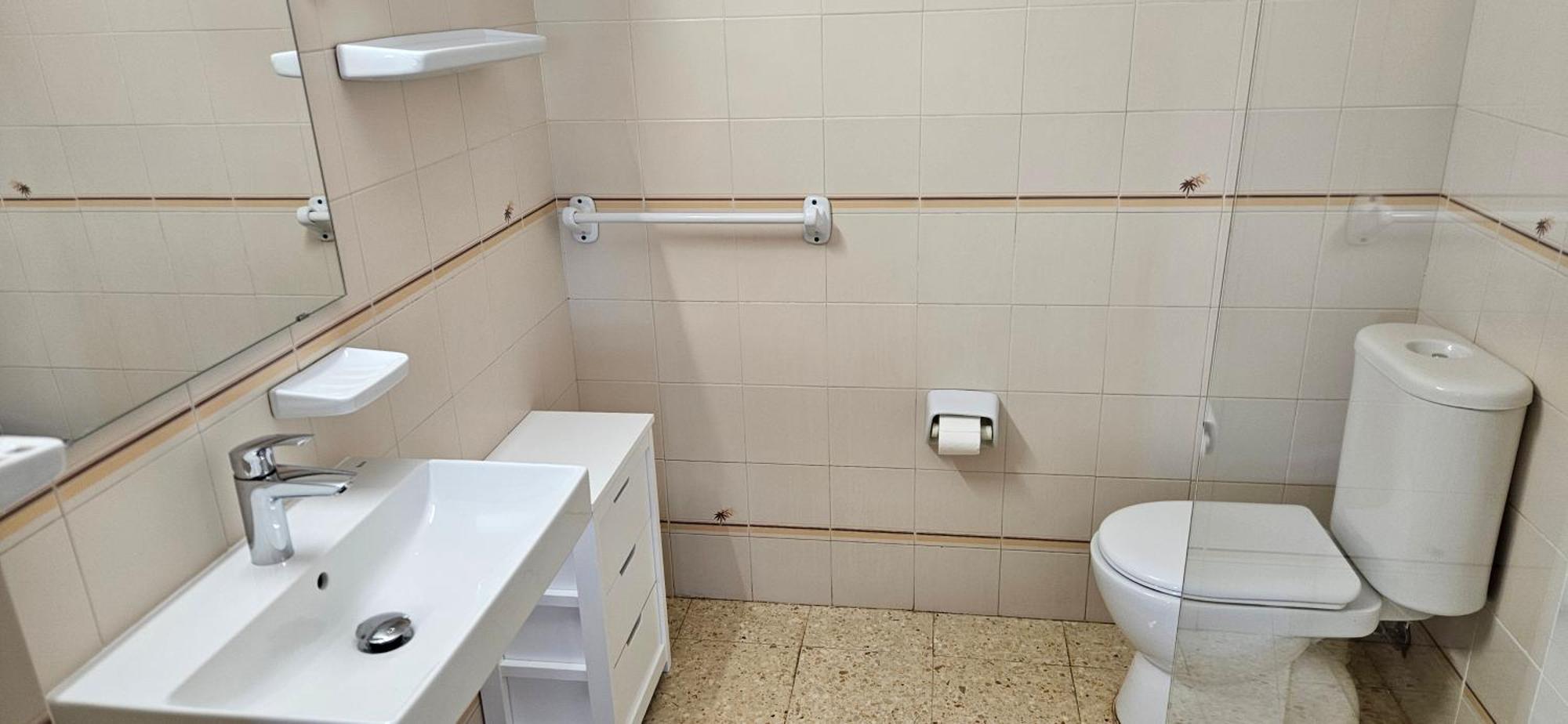 Apartamentos La Masia Лестартит Стая снимка